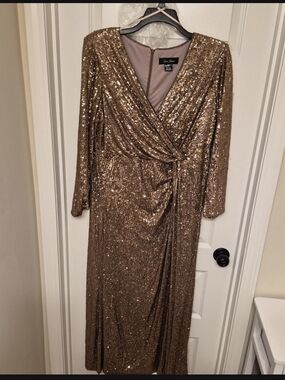 Jessica Howard Gold Sequin Faux-Wrap Long Sleeve Midi Dress